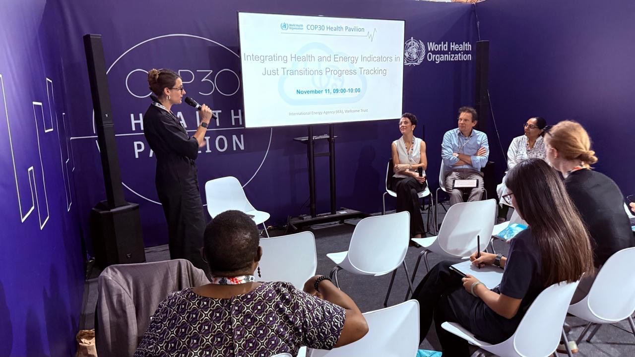 8b4ba45a-3007-4855-b578-0af52bee10f4